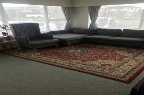 Photo of property in 1/50 Evelyn Place, Hillcrest, Auckland, 0627