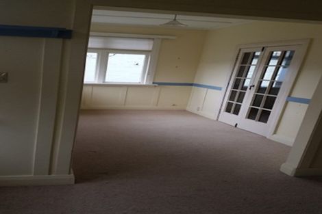 Photo of property in 62 Creswick Terrace, Northland, Wellington, 6012