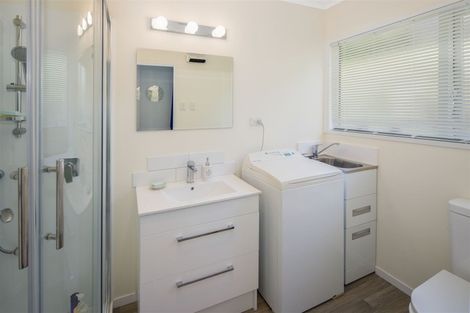 Photo of property in 13a Florio Terrace, Tawa, Wellington, 5028