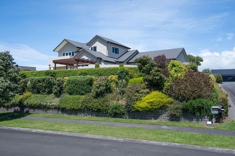 Photo of property in 10 Sampson Avenue, Waiwhakaiho, New Plymouth, 4312