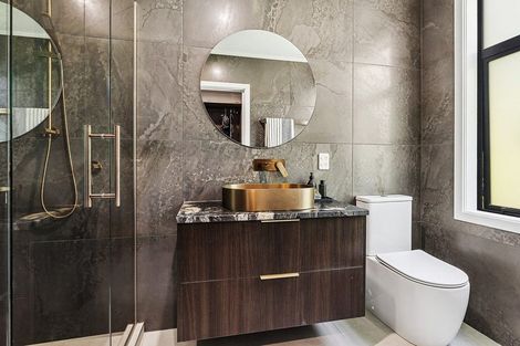 Photo of property in 152 Campbell Street, Karori, Wellington, 6012