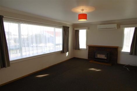 Photo of property in 7 Stuart Place, Blagdon, New Plymouth, 4310