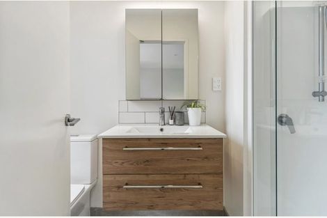 Photo of property in 73 Mangahoe Road, Mount Wellington, Auckland, 1062