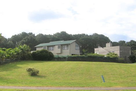 Photo of property in 718 Matarangi Drive, Matarangi, Whitianga, 3592