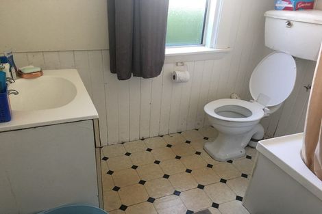 Photo of property in 2/64 Division Street, Riccarton, Christchurch, 8041