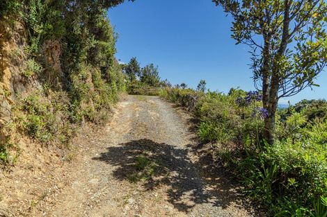 Photo of property in 961 Tuateawa Road, Waikawau, Coromandel, 3584