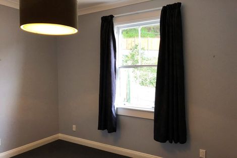 Photo of property in 30b Sutherland Crescent, Melrose, Wellington, 6023