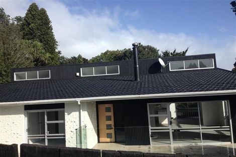 Photo of property in 16 Heaton Grove, Chatswood, Auckland, 0626