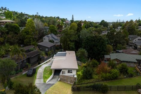 Photo of property in 1/2 Flavia Close, Torbay, Auckland, 0630