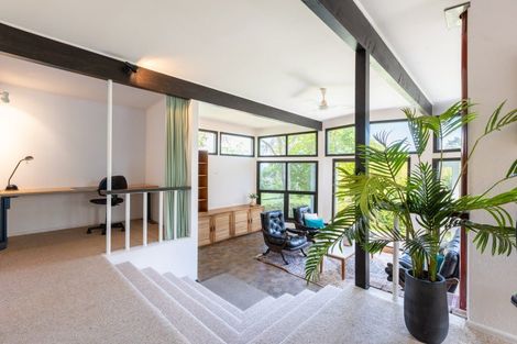 Photo of property in 84 Winara Avenue, Waikanae, 5036