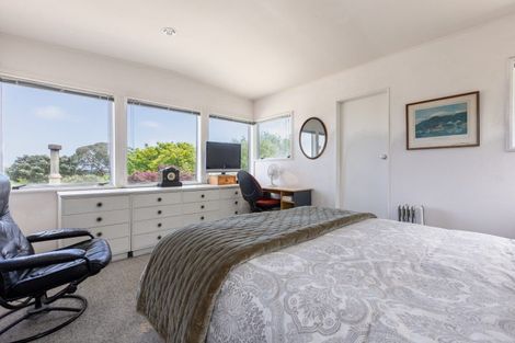 Photo of property in 84 Winara Avenue, Waikanae, 5036