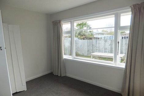 Photo of property in 2/12 Roslyn Avenue, Mairehau, Christchurch, 8052