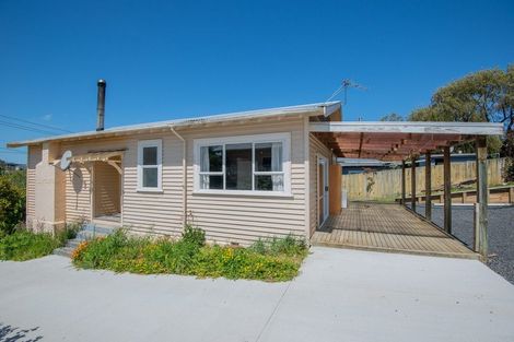 Photo of property in 12 Severn Street, Green Island, Dunedin, 9018