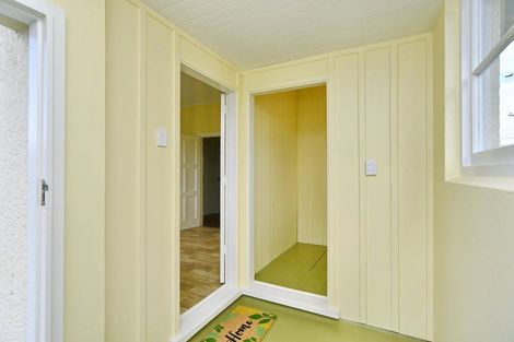 Photo of property in 2/50 Radley Street, Woolston, Christchurch, 8023