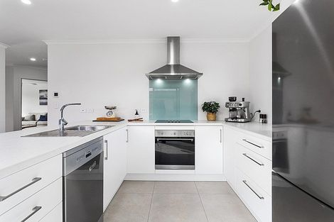 Photo of property in 1 Karearea Drive, Coastlands, Whakatane, 3120