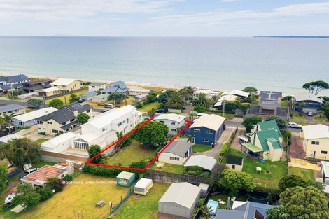 Photo of property in 94 Karewa Parade, Papamoa Beach, Papamoa, 3118