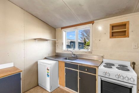 Photo of property in 44 Tennyson Street, Dannevirke, 4930