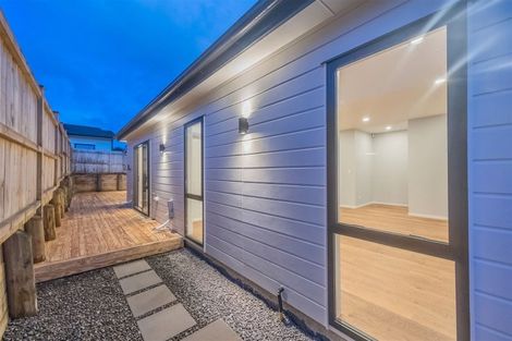 Photo of property in 20 Lewis Younie Road, Kumeu, 0810