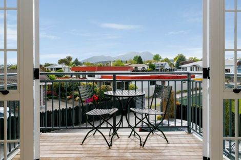Photo of property in 5 Grace Crescent, Richmond Heights, Taupo, 3330