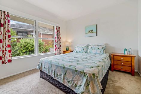 Photo of property in 2/9 Moana Avenue, Belmont, Auckland, 0622