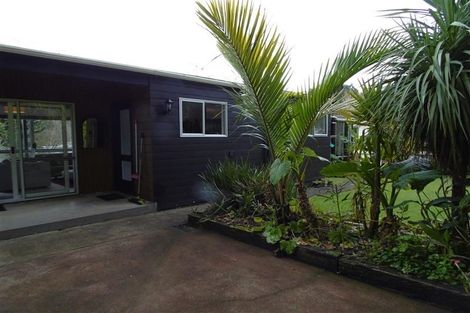 Photo of property in 14 Lombardy Place, Whalers Gate, New Plymouth, 4310