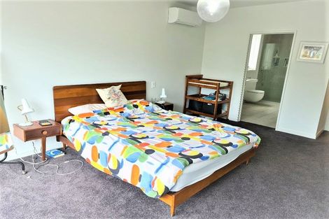 Photo of property in 1/14 Rothesay Bay Road, Rothesay Bay, Auckland, 0630