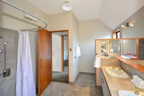 Photo of property in 54 Kinmont Crescent, Kinmont Park, Mosgiel, 9024