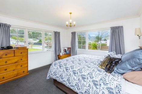 Photo of property in 57 Tawhai Street, Stokes Valley, Lower Hutt, 5019