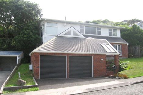 Photo of property in 92 Amapur Drive, Ngaio, Wellington, 6035