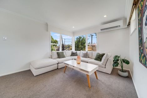 Photo of property in 16 Thornton Place, Melville, Hamilton, 3206