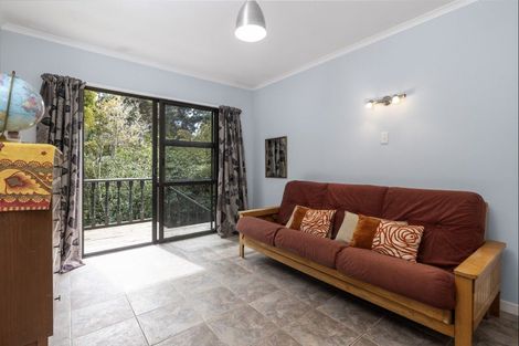 Photo of property in 2 Te Kawau Pass, Greenhithe, Auckland, 0632