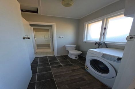 Photo of property in 153 Ilam Road, Ilam, Christchurch, 8041