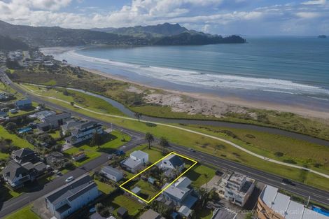 Photo of property in 74 Buffalo Beach Sh25 Road, Whitianga, 3510