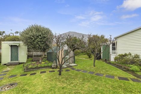 Photo of property in 1 Carlton Street, Te Aroha, 3320
