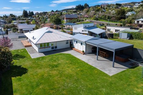 Photo of property in 8 Margate Street, Waihola, Milton, 9073