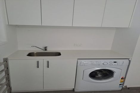 Photo of property in 1/43 Haverstock Road, Sandringham, Auckland, 1025