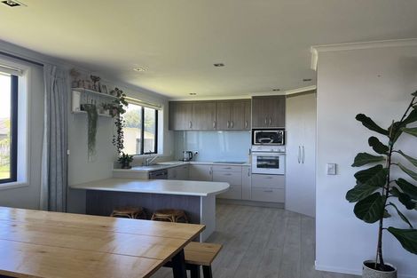 Photo of property in 58 Dillon Drive, Bell Block, New Plymouth, 4312