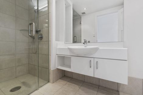 Photo of property in 69 Norwood Road, Bayswater, Auckland, 0622