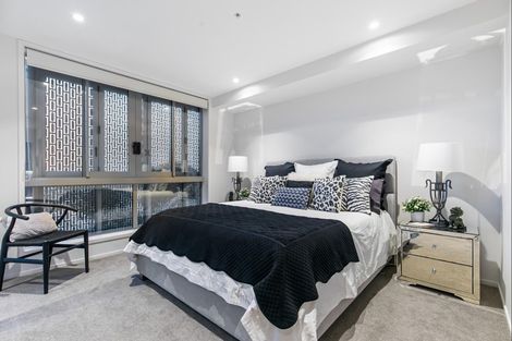 Photo of property in 203/585 Beach Road, Rothesay Bay, Auckland, 0630