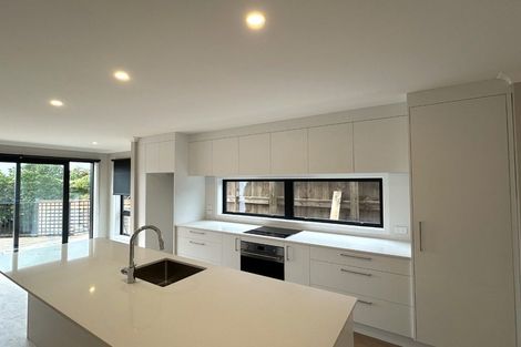 Photo of property in 123 Normandale Road, Normandale, Lower Hutt, 5010