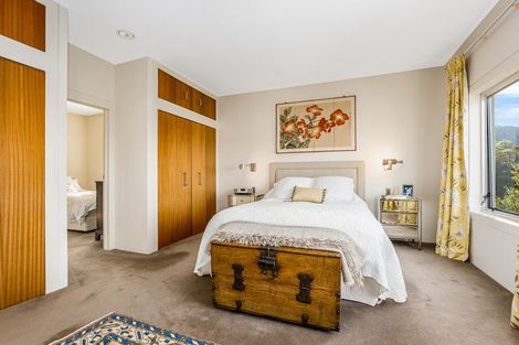 Photo of property in 6 Wesley Road, Kelburn, Wellington, 6012