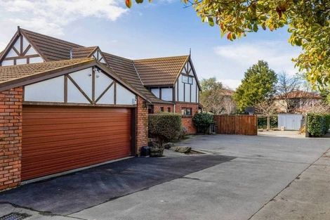 Photo of property in 33b Lochee Road, Upper Riccarton, Christchurch, 8041