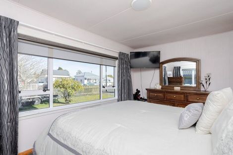 Photo of property in 41 Trafalgar Street, Dannevirke, 4930