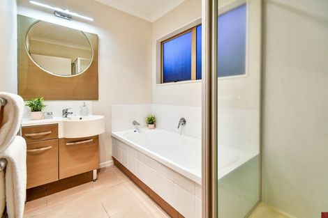 Photo of property in 3/9 Oxford Road, Manurewa, Auckland, 2102