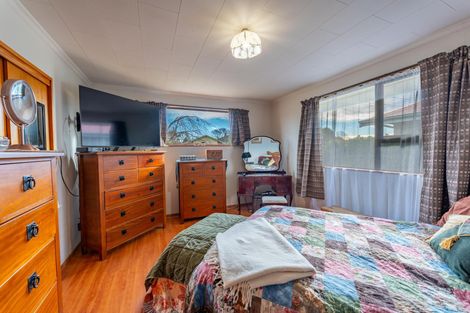 Photo of property in 19 Oxford Street, West End, Timaru, 7910