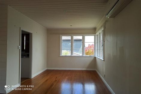 Photo of property in 321 Hillsborough Road, Hillsborough, Auckland, 1042