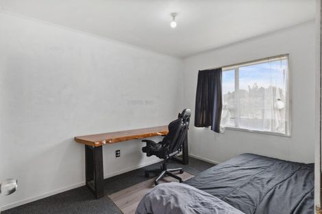 Photo of property in 2 Trounson Avenue, Clendon Park, Auckland, 2103