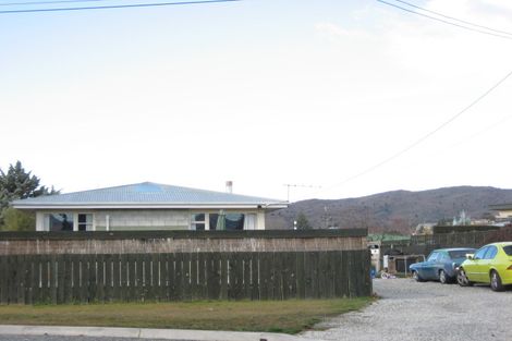 Photo of property in 5 Campbell Street, Alexandra, 9320