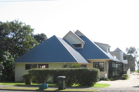 Photo of property in 121a Pohutukawa Avenue, Ohope, 3121