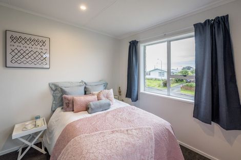 Photo of property in 3 Robert Mckeen Street, Otaki Beach, Otaki, 5512